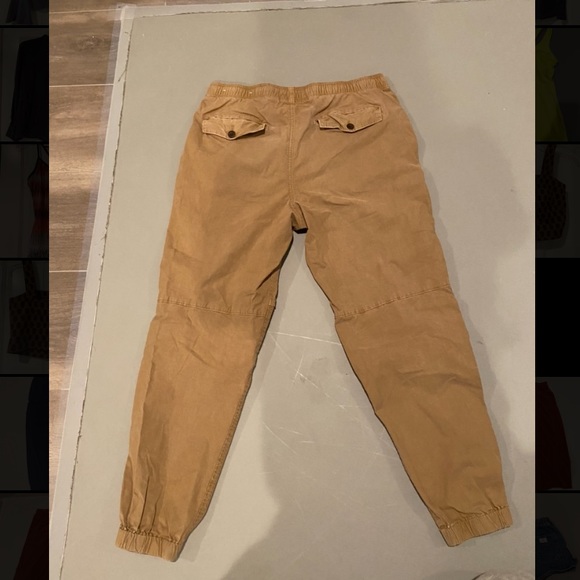 American eagle tan cargo/sweat pants size medium - Picture 2 of 4